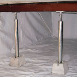crawl space jack posts installed in an encapsulated crawl space in Gaithersburg